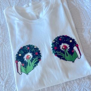 Never worn funny adult Christmas (grinch) shirt